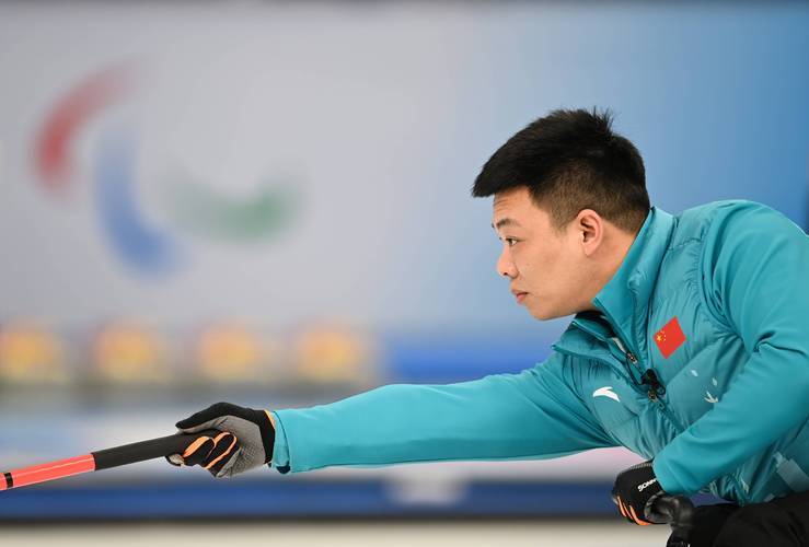 关于局中局：比赛中的战术布置和心理战的信息