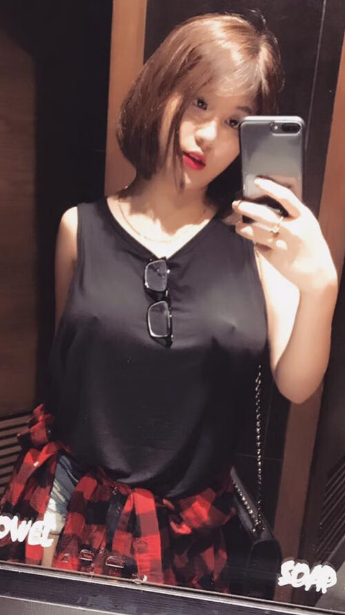 电竞产业与传统体育的融合:赛事合作与人才交流,电竞和传统体育