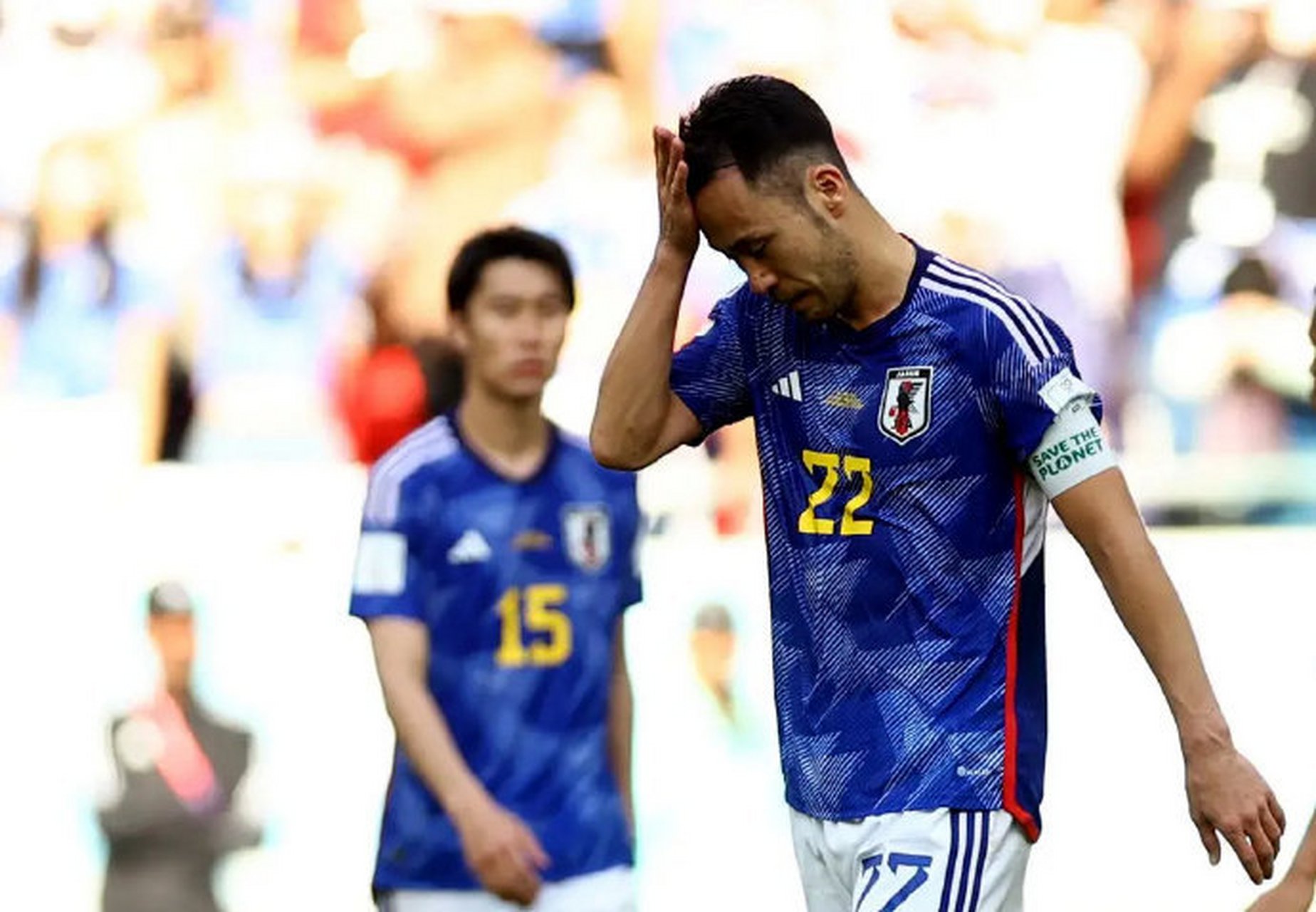 爱游戏APP:某球员“怒怼球迷”，球迷：这素质还不如“小学生”！的简单介绍